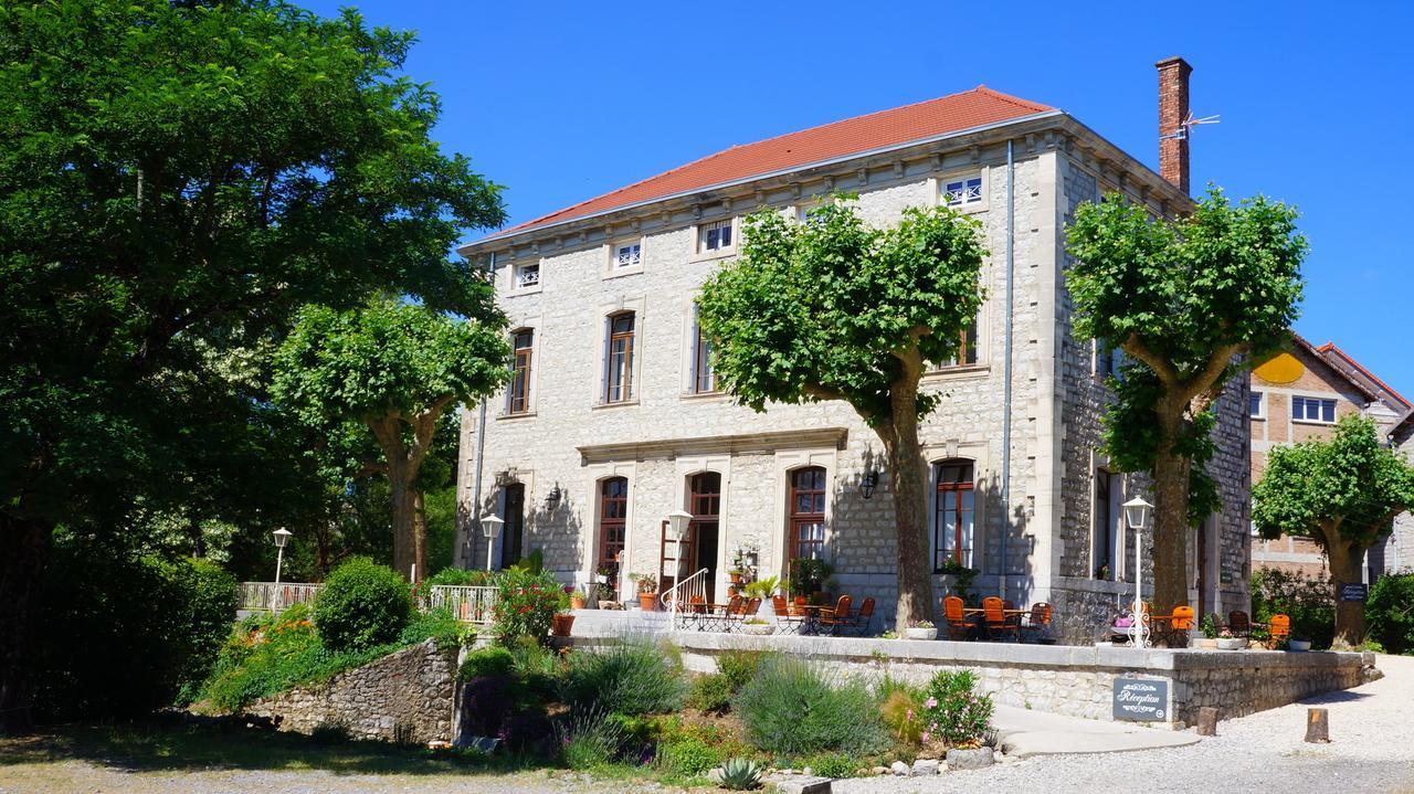 Hotel Savel Ruoms Exterior foto